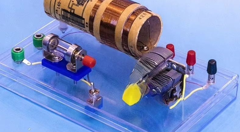 Science Hobbyist - ตัวเก็บประจุแบบปรับค่าได้ 140 คอยล์ สำหรับวิทยุคริสตัล ชุดอุปกรณ์สำหรับผู้ที่ชื่นชอบงานอิเล็กทรอนิกส์ DIY